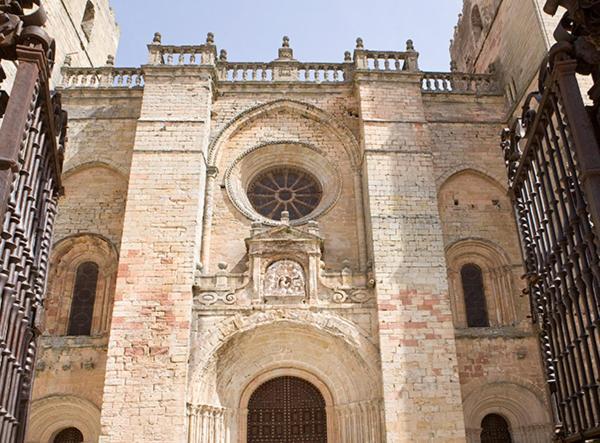 Hostal Dona Blanca سيغوينزا المظهر الخارجي الصورة